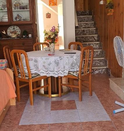 Casa Vacanza A Punta Secca Luaran gambar