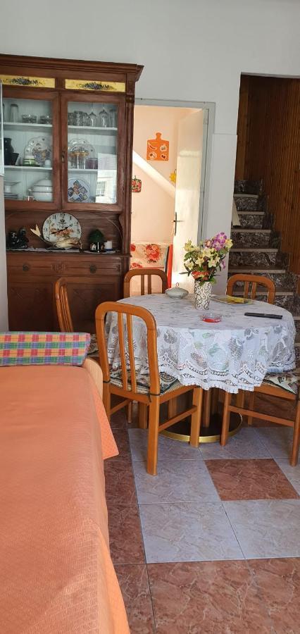 Casa Vacanza A Punta Secca Luaran gambar